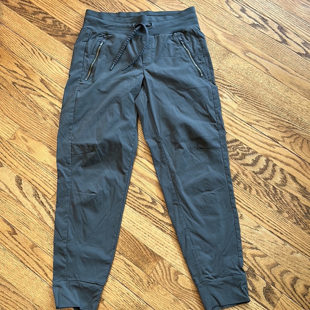 Athleta Trekke North Jogger size 2 - Picture 4 of 6